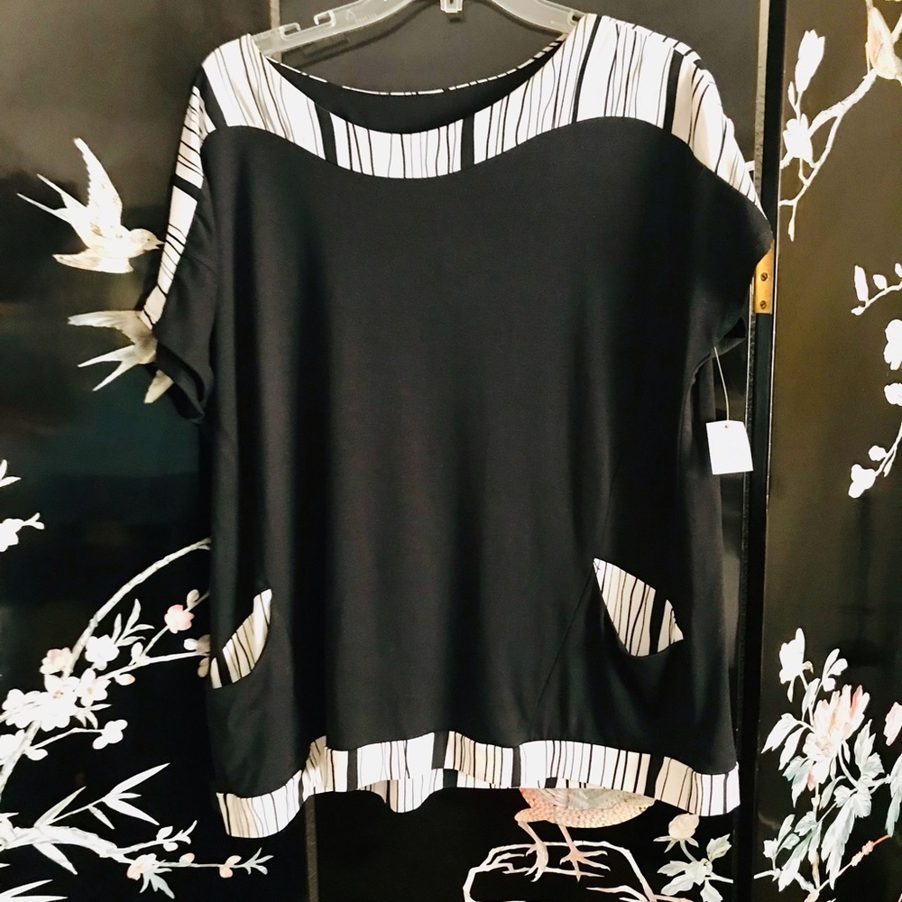 NWT Zoe, Black with accent of white and black stripes